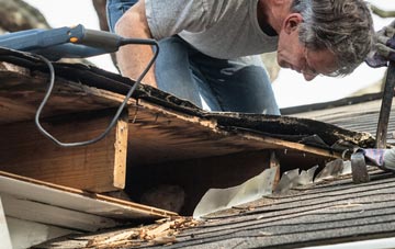 common causes of Cobblers Plain fascia damage